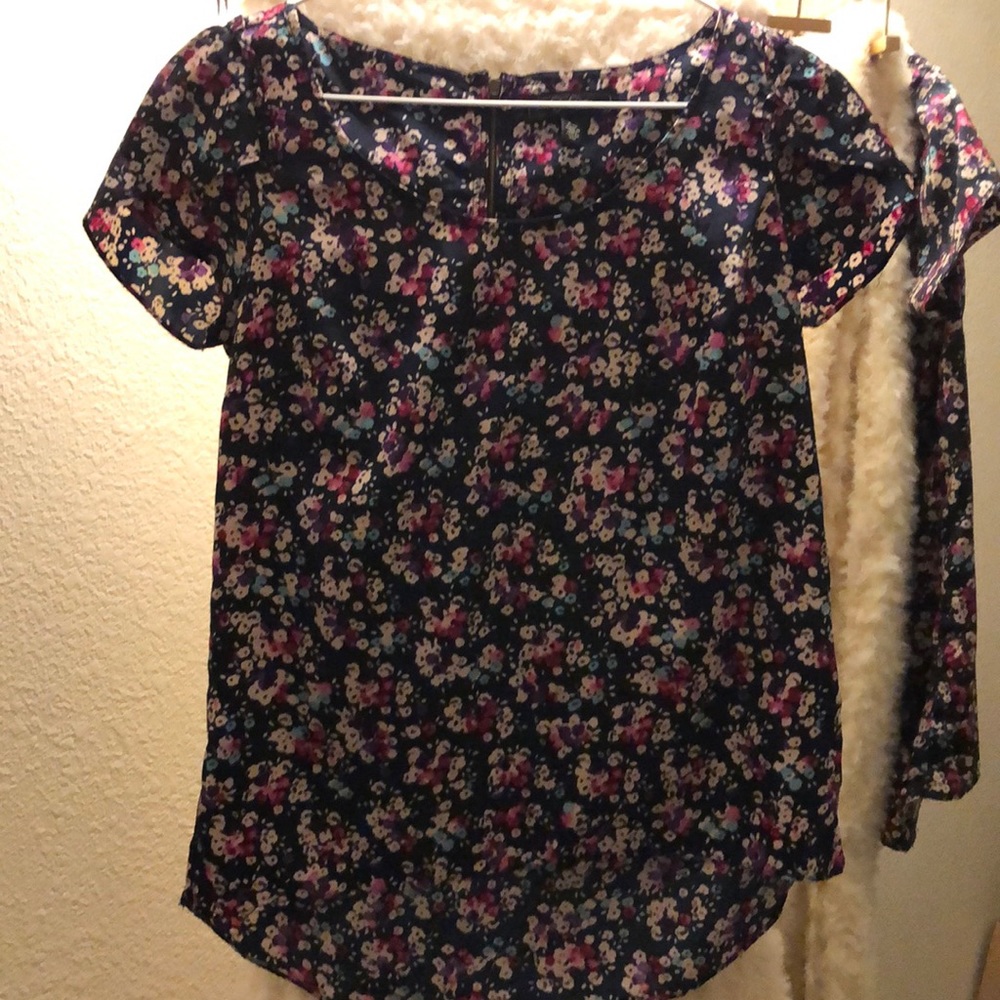 Jessica Simpson Blouse - Picture 4 of 5